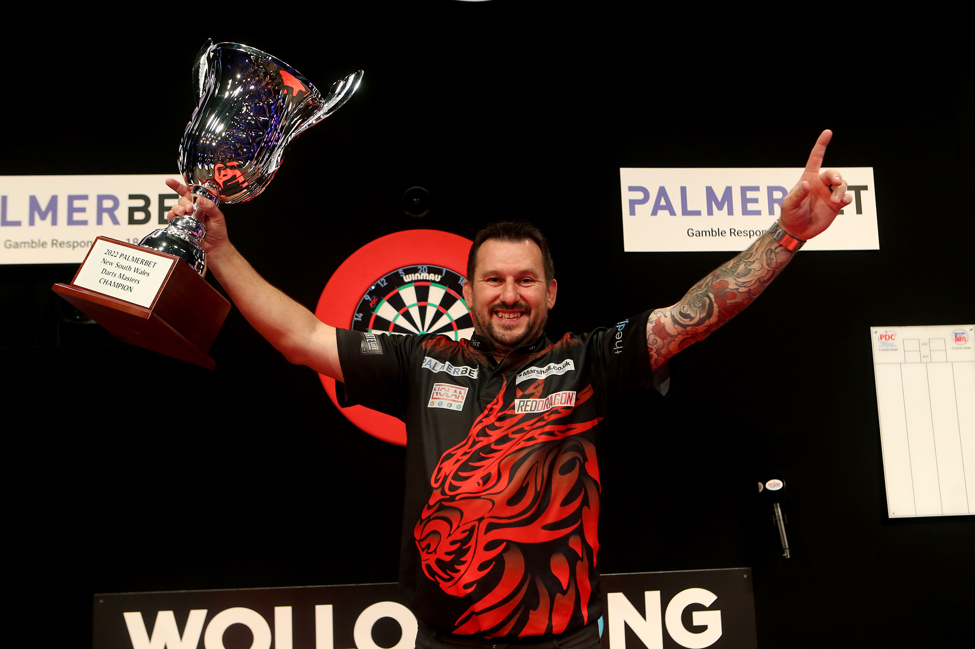 Clinical Clayton dominates Wade to win New South Wales Darts Masters PDC